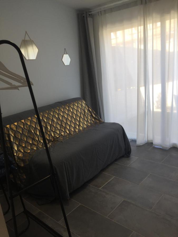 Chez Sandy Bed & Breakfast Aubagne Exterior photo